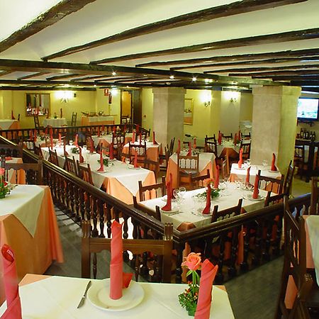Hotel Nuevo Arlanza Covarrubias Esterno foto