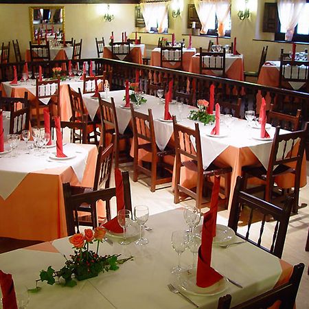 Hotel Nuevo Arlanza Covarrubias Esterno foto