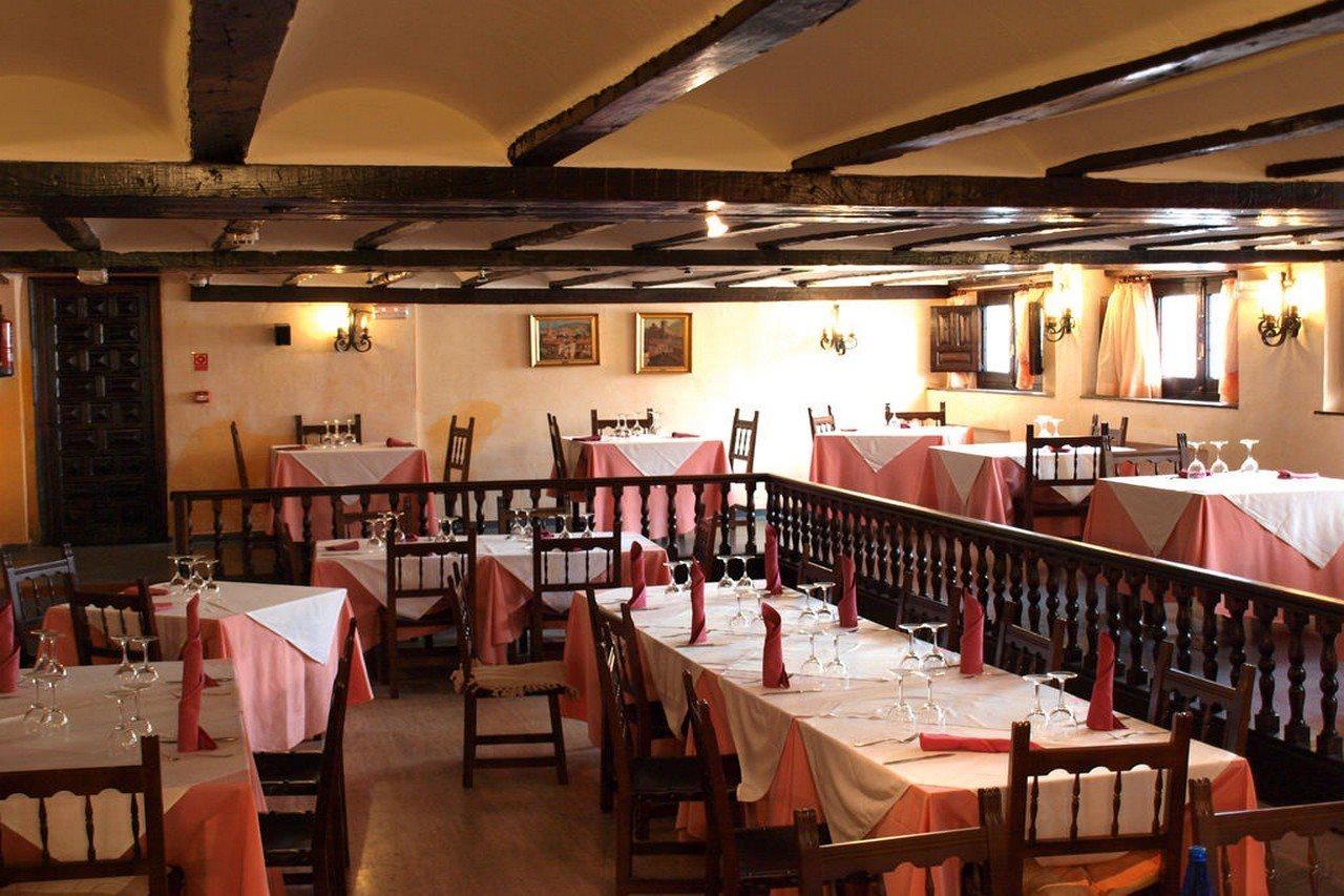 Hotel Nuevo Arlanza Covarrubias Esterno foto