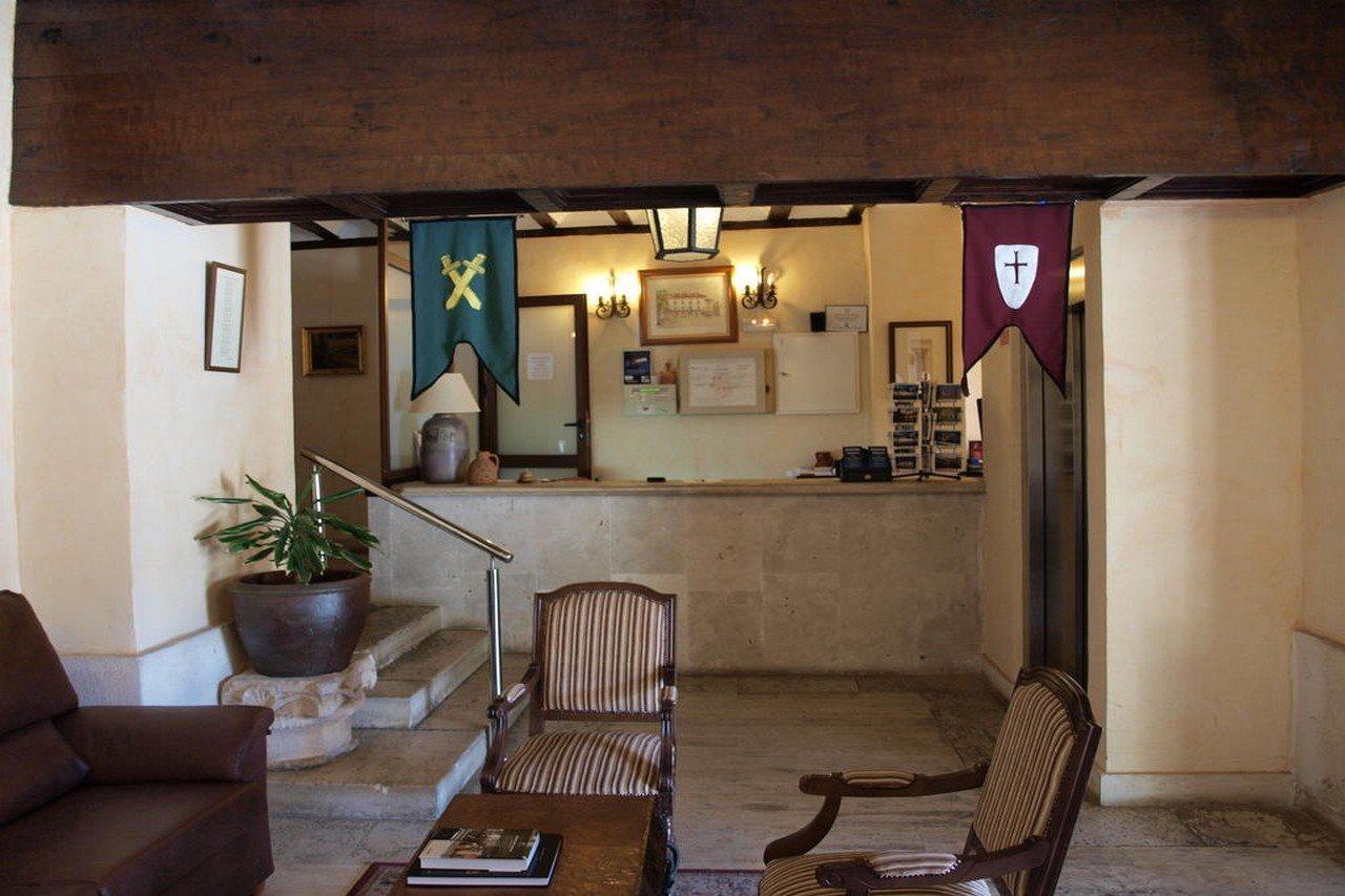 Hotel Nuevo Arlanza Covarrubias Esterno foto