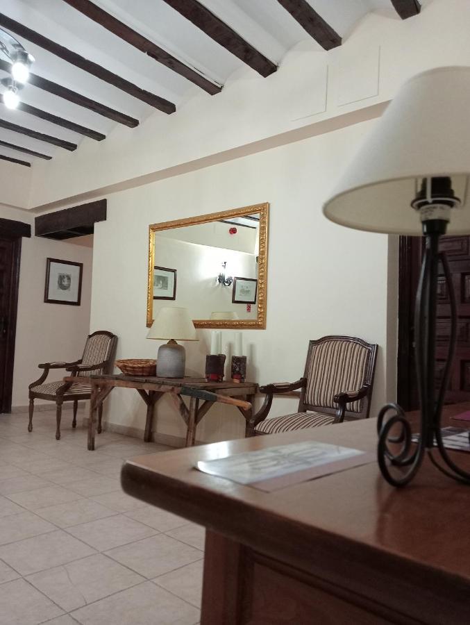 Hotel Nuevo Arlanza Covarrubias Esterno foto
