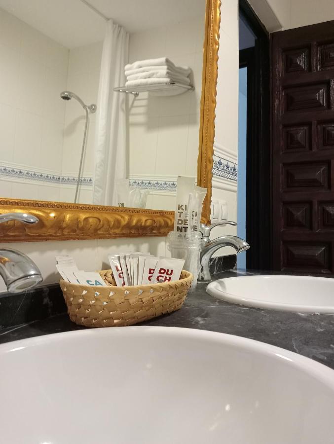 Hotel Nuevo Arlanza Covarrubias Esterno foto