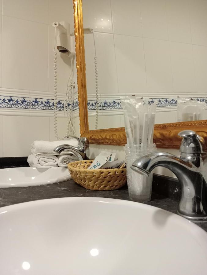 Hotel Nuevo Arlanza Covarrubias Esterno foto