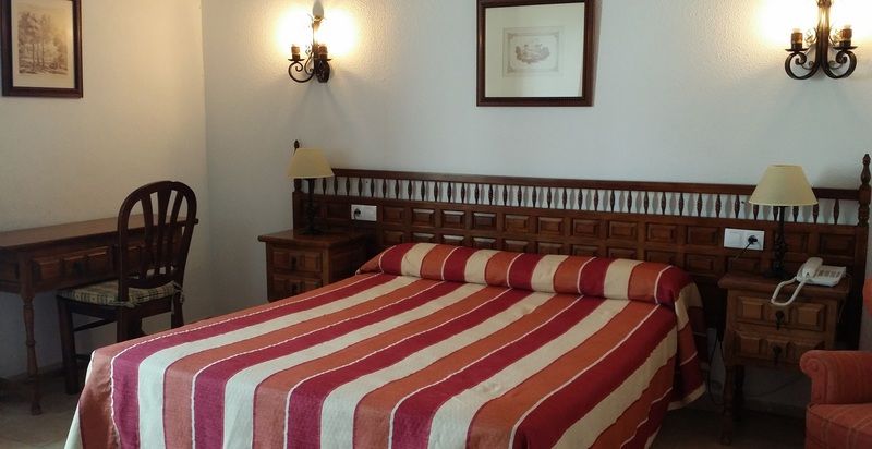 Hotel Nuevo Arlanza Covarrubias Esterno foto